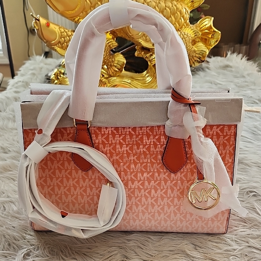 Michael Kors Red Clay Sheila Medium Ombré Signature Logo Satchel